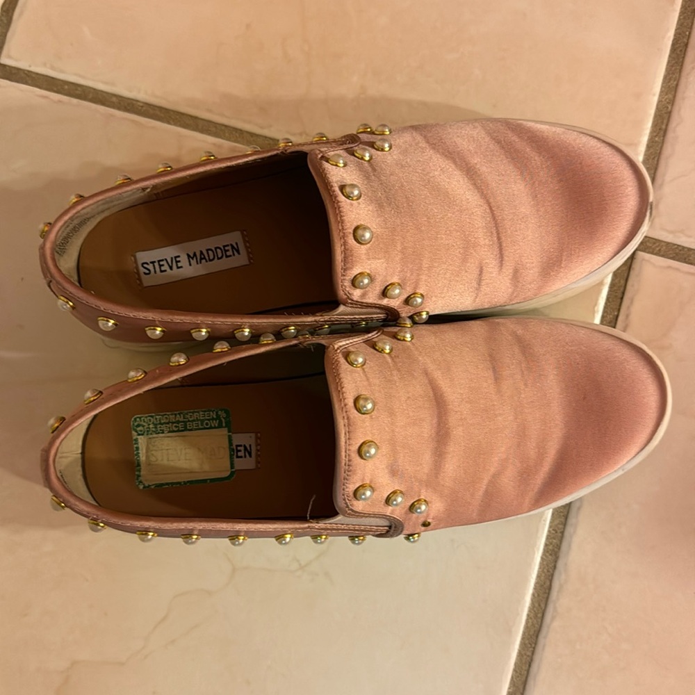 Pink Casual Sneaker